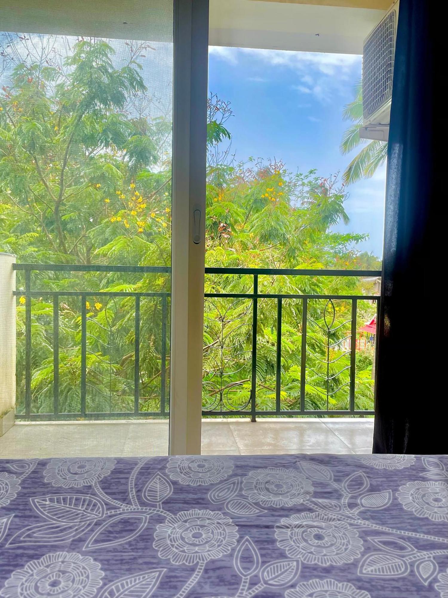 Sea Breeze 1 Bhk Apartment A12 Calangute,North Goa Nagoa Exterior photo