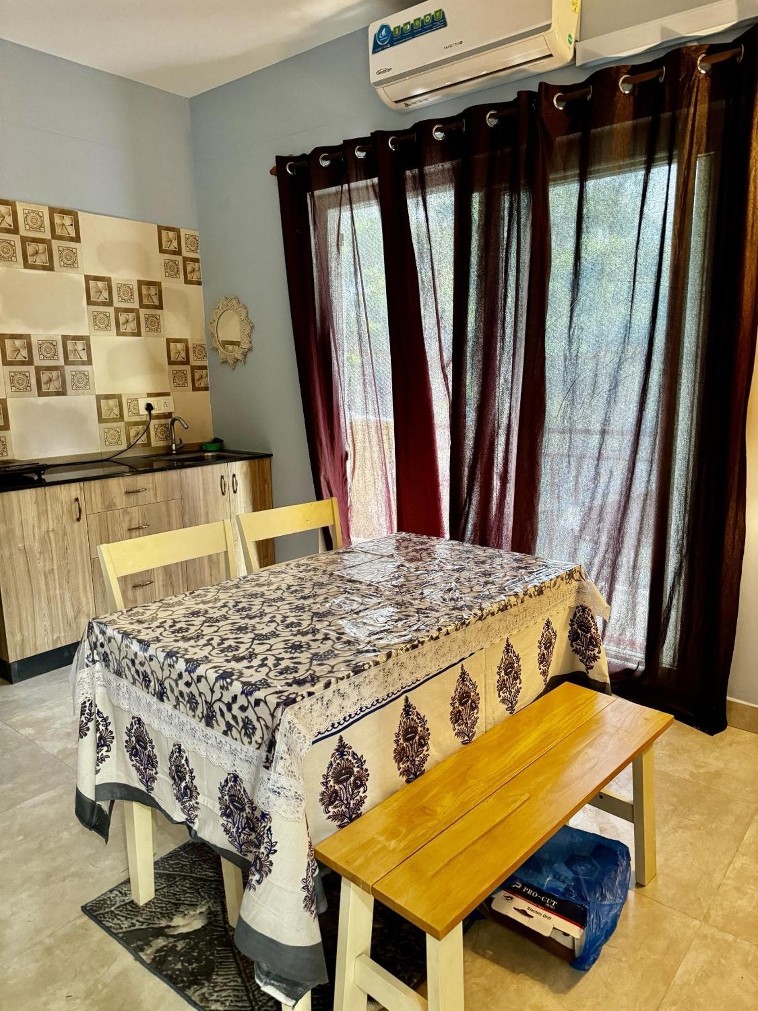 Sea Breeze 1 Bhk Apartment A12 Calangute,North Goa Nagoa Exterior photo